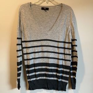 Mossimo Gray Striped V-Neck Sweater